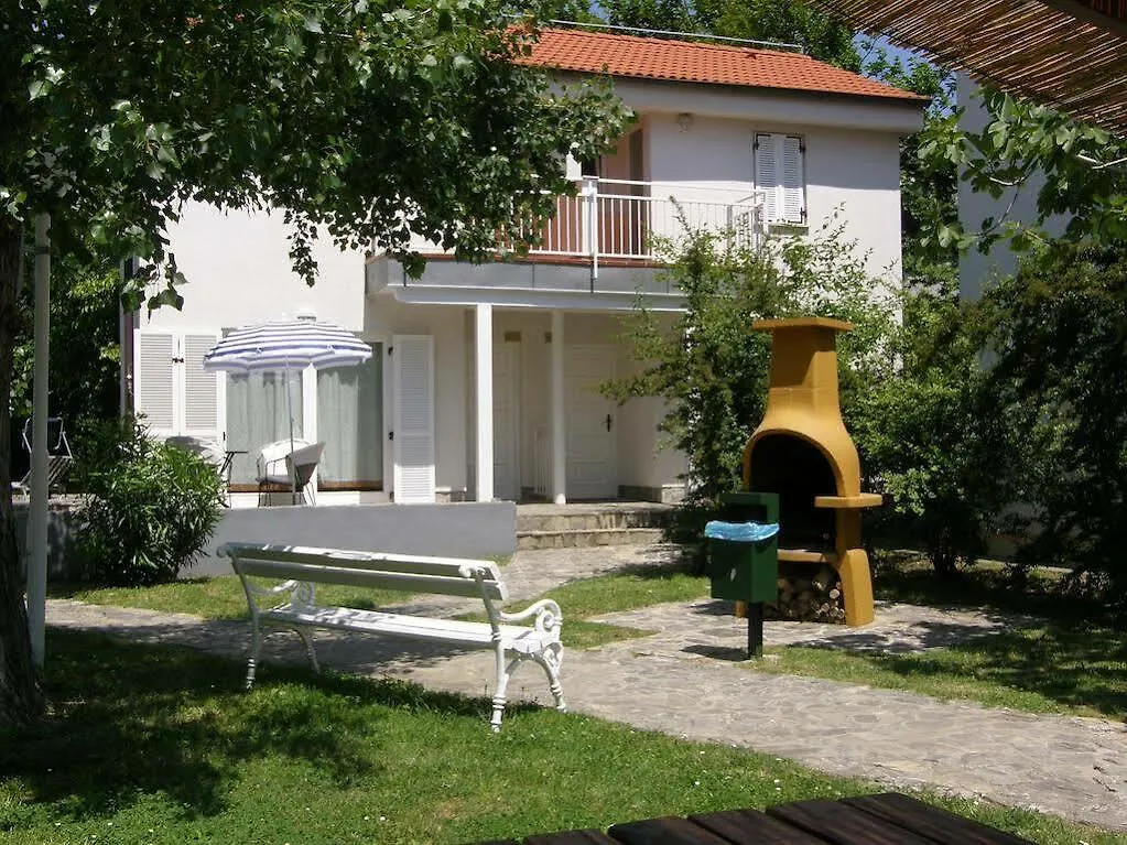 شقة فندقية باشْكا Villas Corinthia